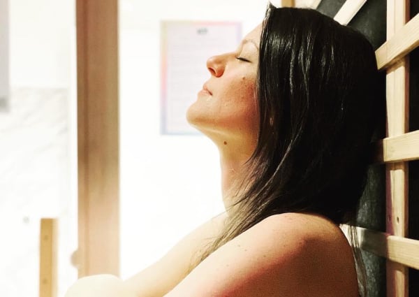 Black Friday Special! Detox + Rejuvenate: Red Light + Sauna (45 min) - Expires 12/5
